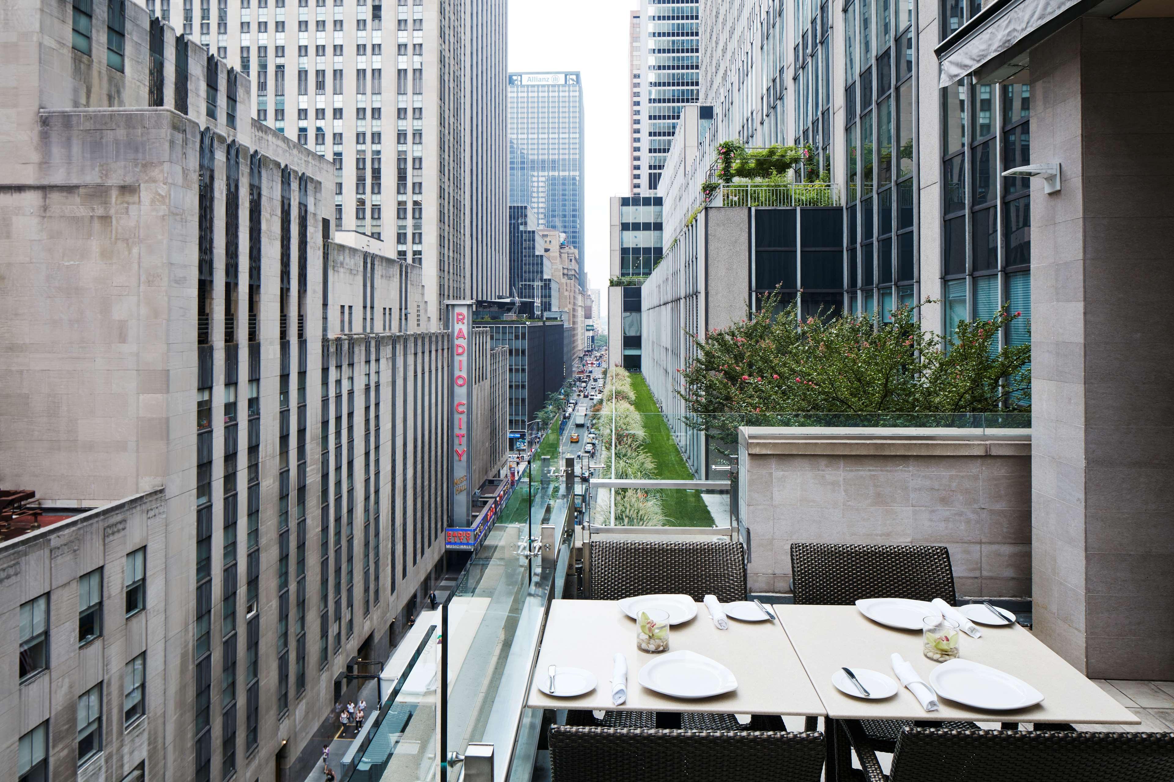 Hotel Doubletree By Hilton New York Midtown Fifth Ave Zewnętrze zdjęcie