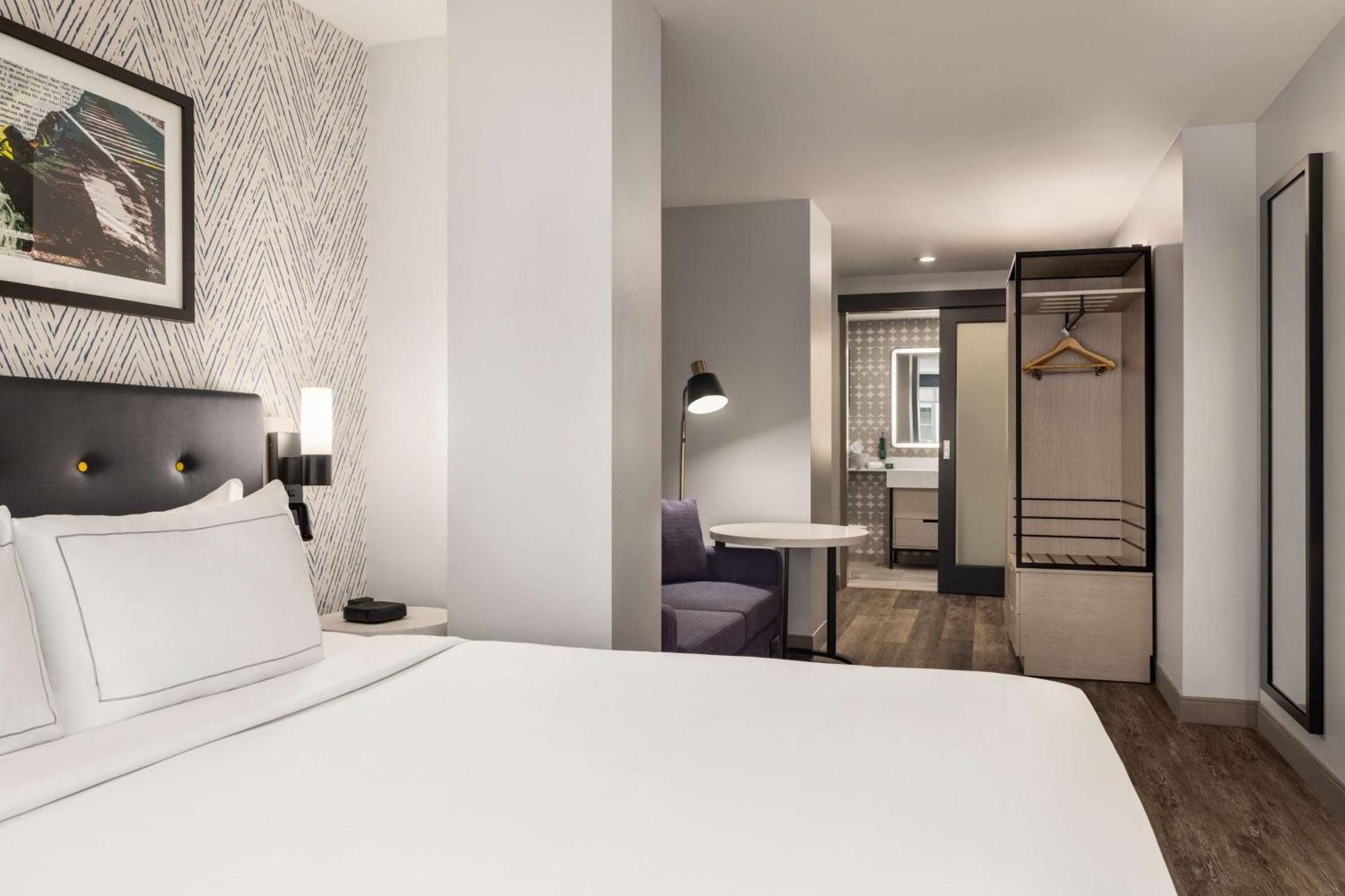 Hotel Doubletree By Hilton New York Midtown Fifth Ave Zewnętrze zdjęcie